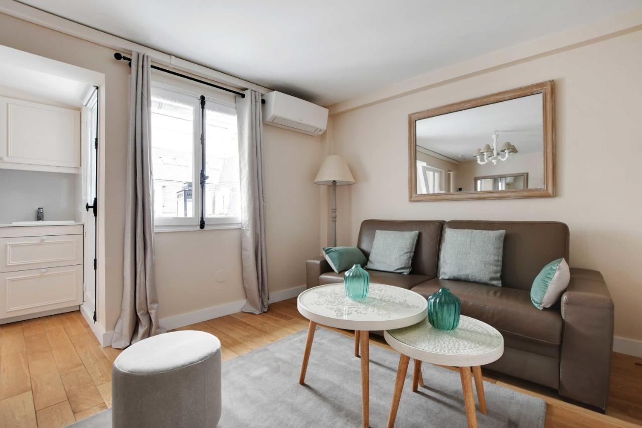 Ferienwohnung Amazing Duplex 4P- Louvre Museum Paris Exterior foto